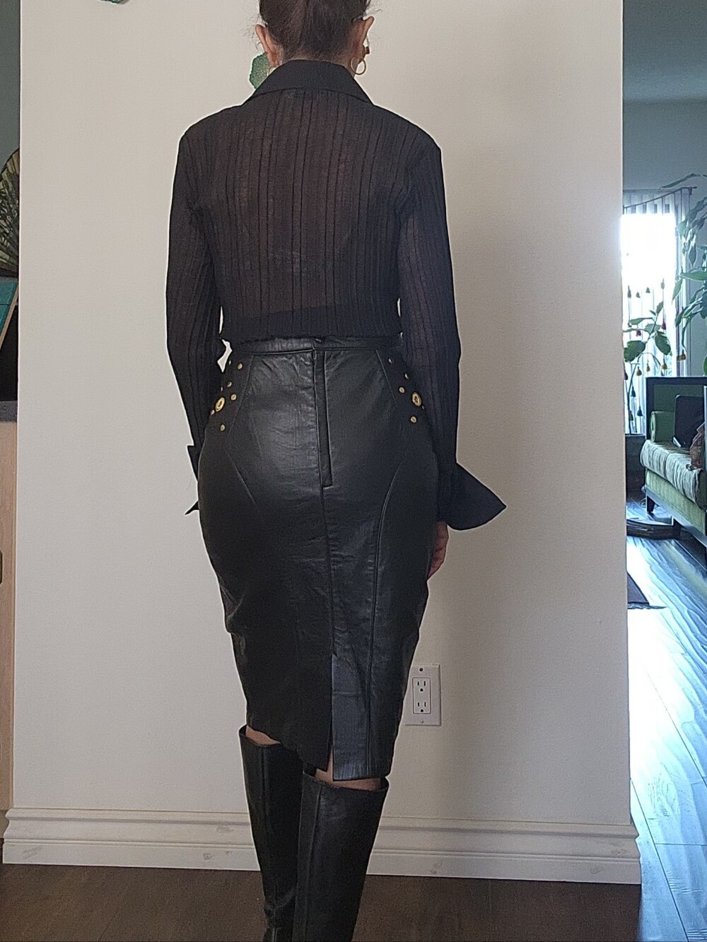 Dali Melamé Paris Vintage Genuine Leather Studded Pencil Skirt - Picture 3 of 6